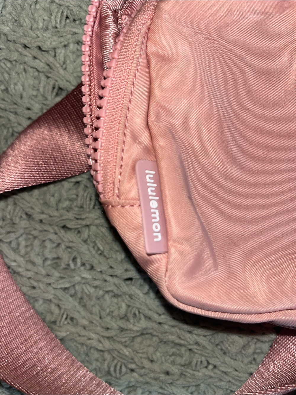 lululemon athletica Dusty Pink Crossbody Belt Bag - Picture 6 of 6
